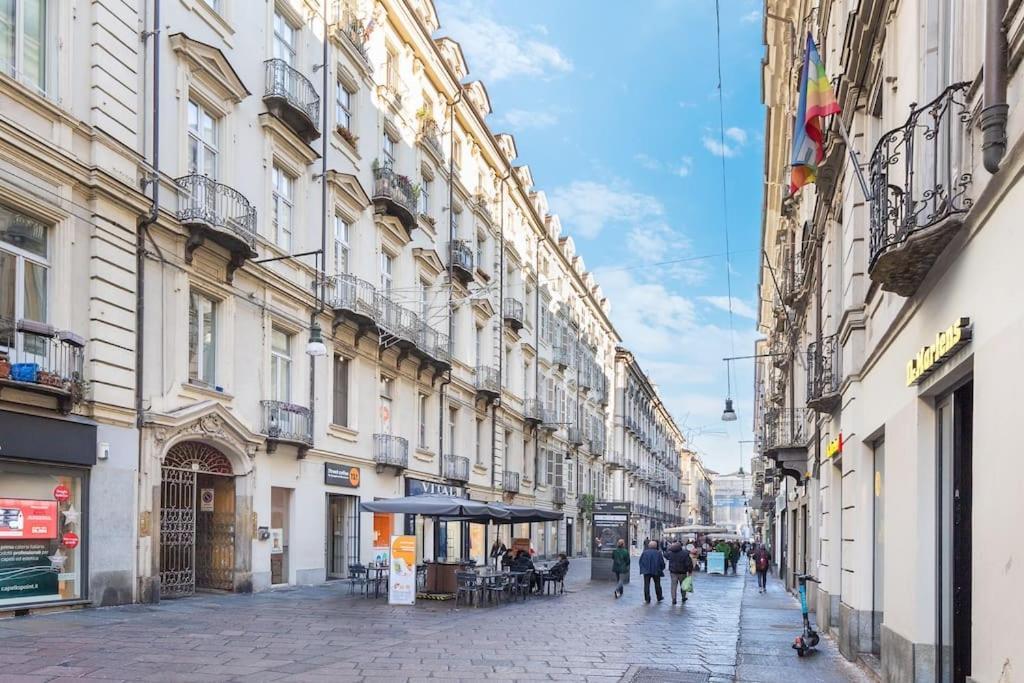 Historical Suite - Pieno Centro - Porta Nuova- Piazza Castello ตูริน ภายนอก รูปภาพ
